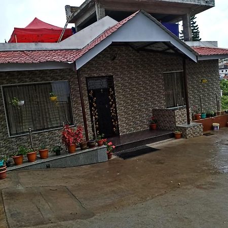Bed and Breakfast Le Charmin Кодайканал Экстерьер фото