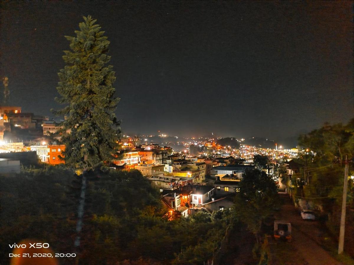 Bed and Breakfast Le Charmin Кодайканал Экстерьер фото